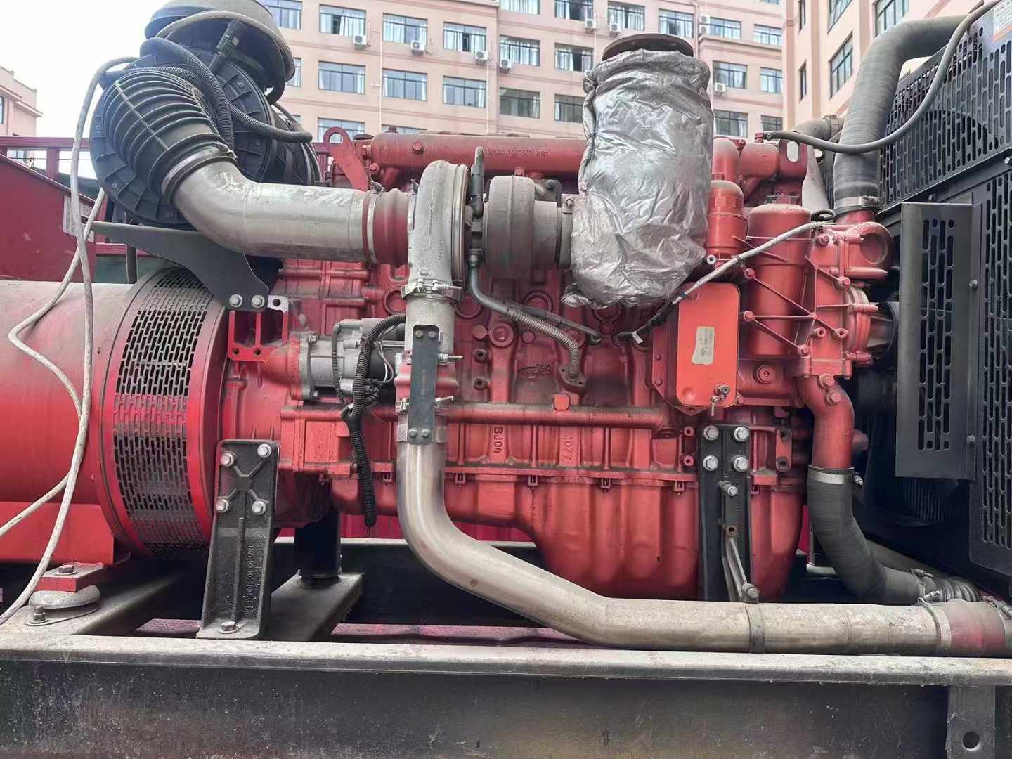 翠峦如何选择适合 600kW 柴油发电机组的过载保护器？