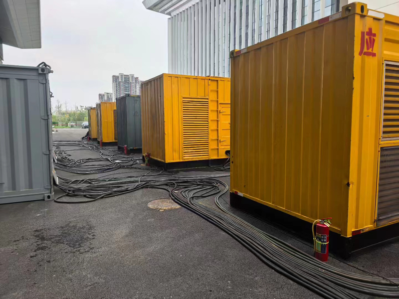 翠峦柴油发电机组冬季保养有哪些注意事项？